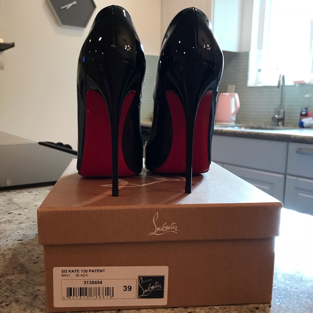 Louboutin So Kate Black Patent Leather Pumps